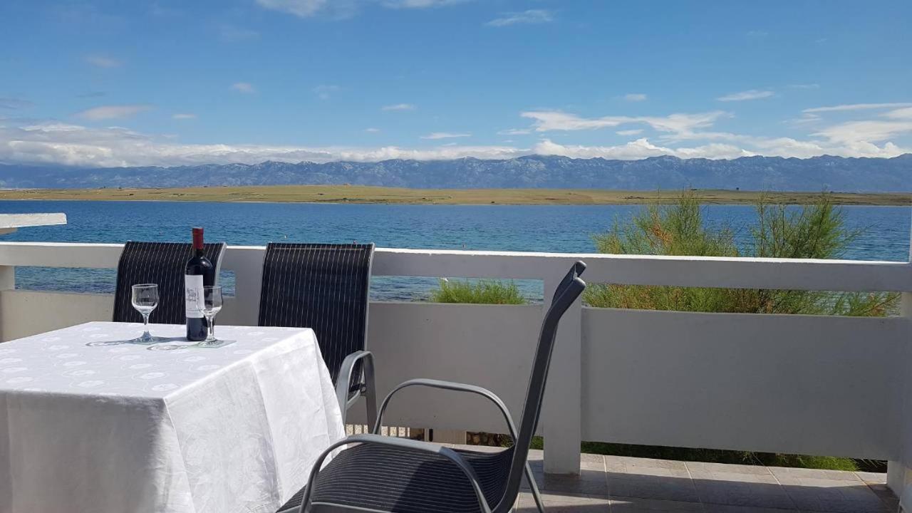 Apartman Mara Vir Kültér fotó